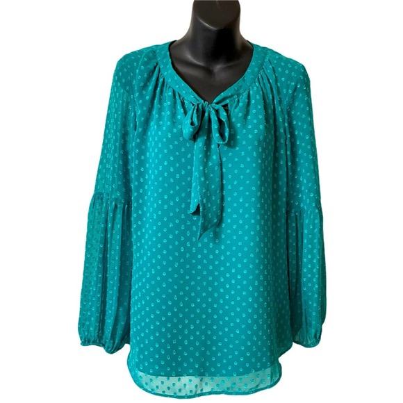 Black Rainn Womens Green Boho‎ Top With Bow Bell Sleeve Size Small - Picture 1 of 10
